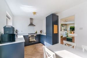 Photo 9- click for photo gallery